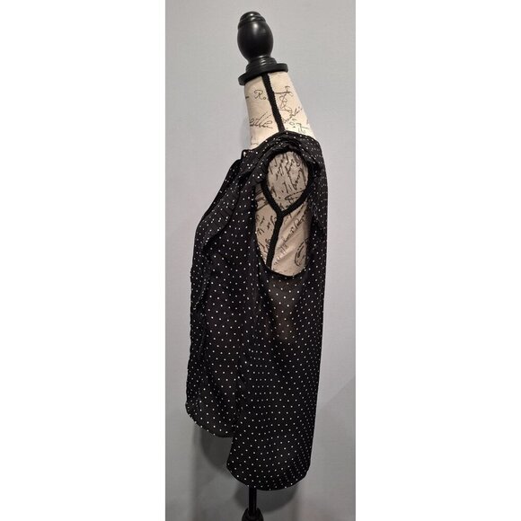 EUC Elle Black Polka Dot Ruffle Shoulder Sleeveless Blouse/Sz. M - Picture 3 of 7